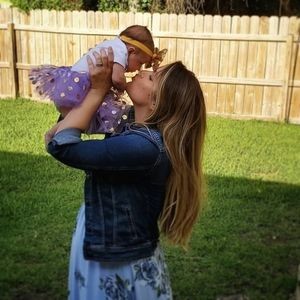 Meet your Posher, Charessa